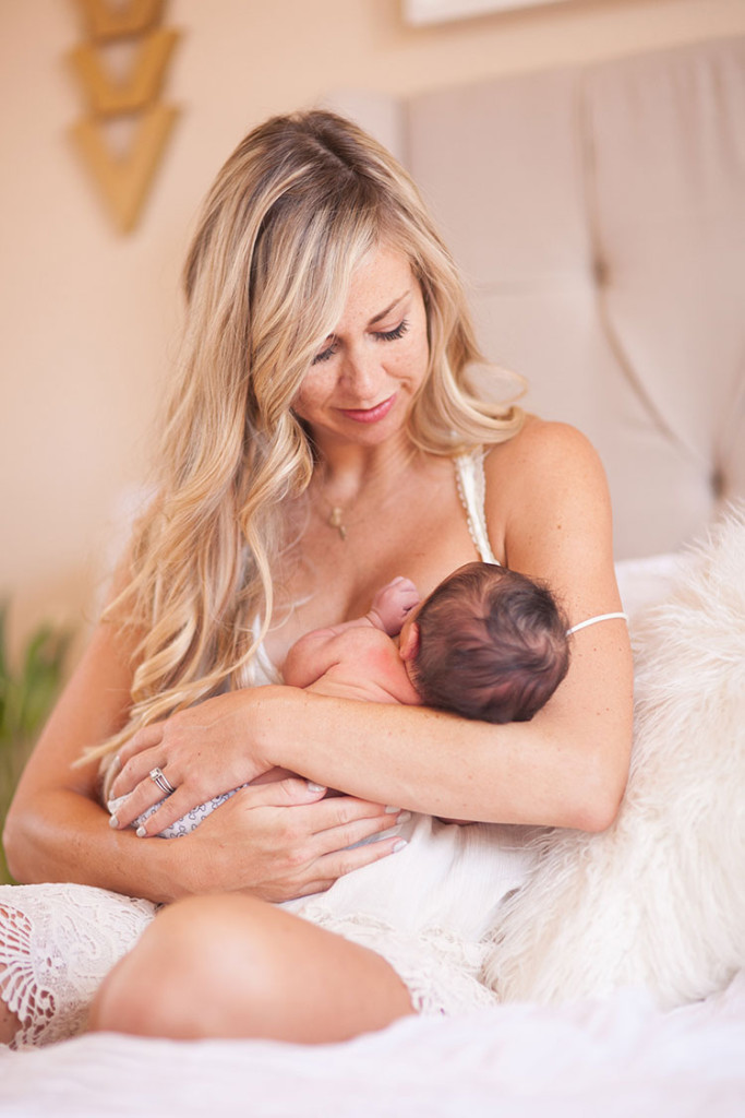 breastfeeding babe |mother + child co. | dream photography studio for the love designed life
