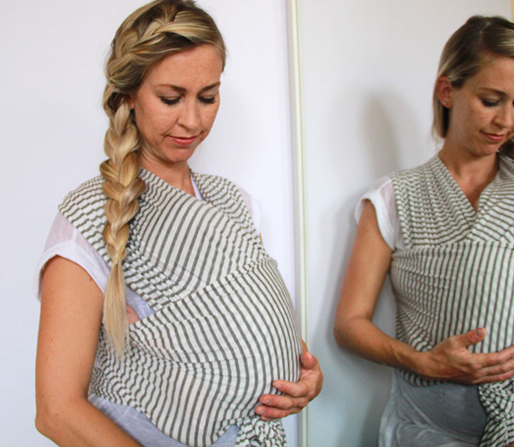 how to braid a thick chunky braid while baby wearing ;) | the love designed life