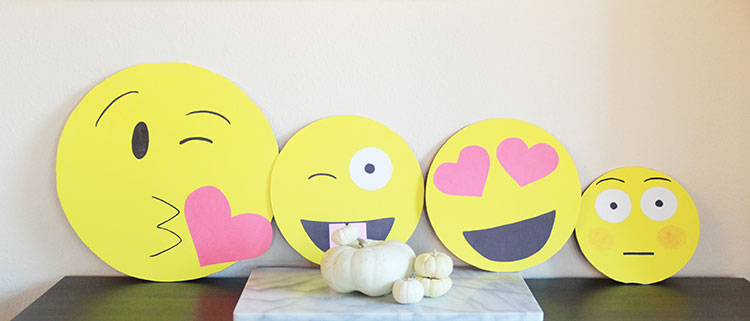 diy emoji costumes for the whole family | the love designed life