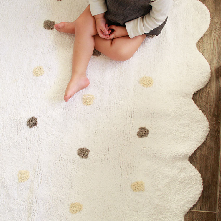 a machine washable rug for a kids's room! | the love designed life