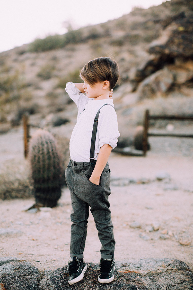 handsome little boy in the desert for family photos | thelovedesignelife.com