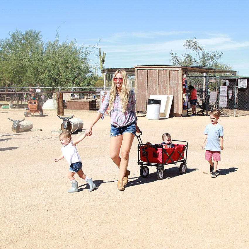 fun with all three of my babes at the pumpkin patch this weekend! | thelovedesignedlife.com