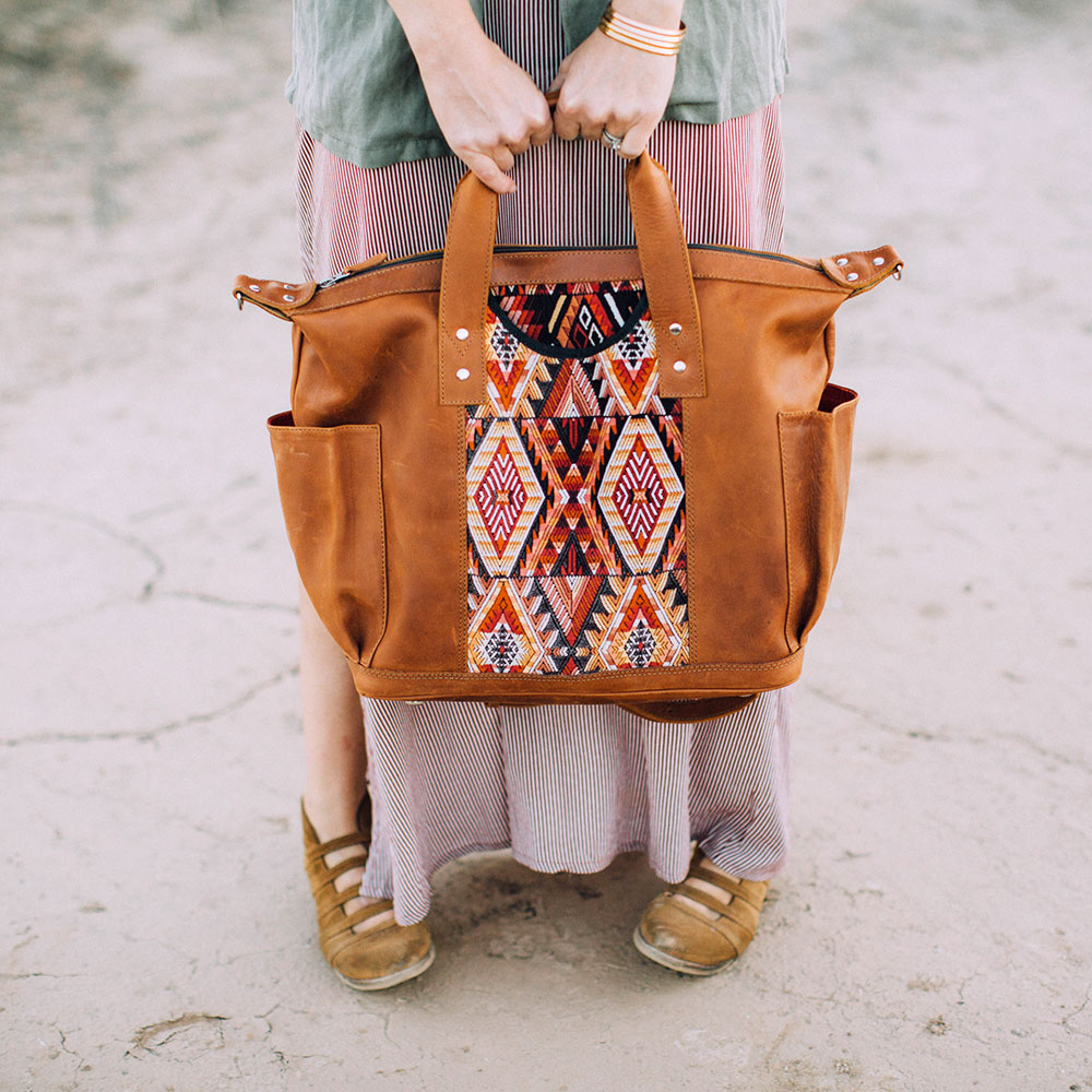 love my new nena + co. convertable day bag backpack | thelovedesignedlife.com