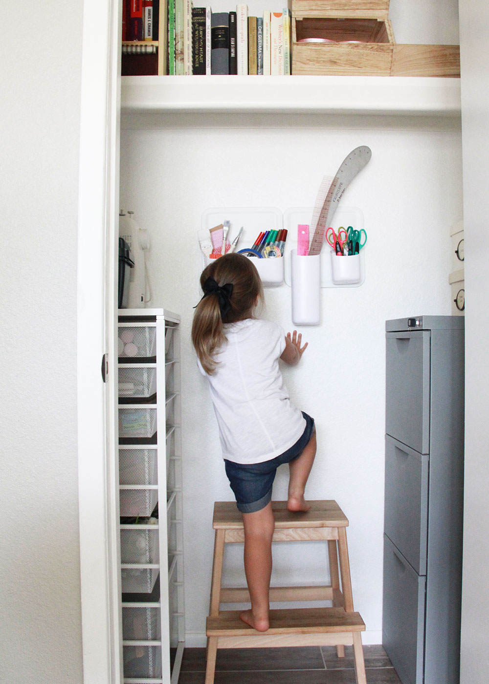 our organized craft closet thanks to spring cleaning! | thelovedesignedlife.com