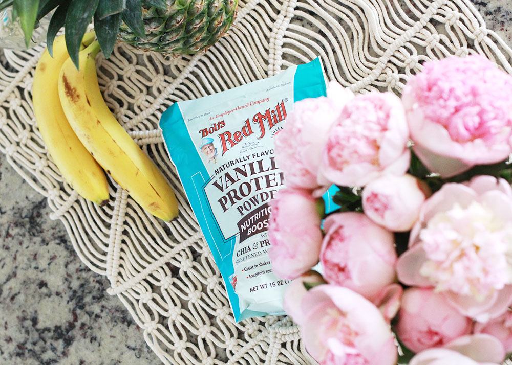 love this vegan vanilla protein supplement from bob's red mill | thelovedesignedlife.com