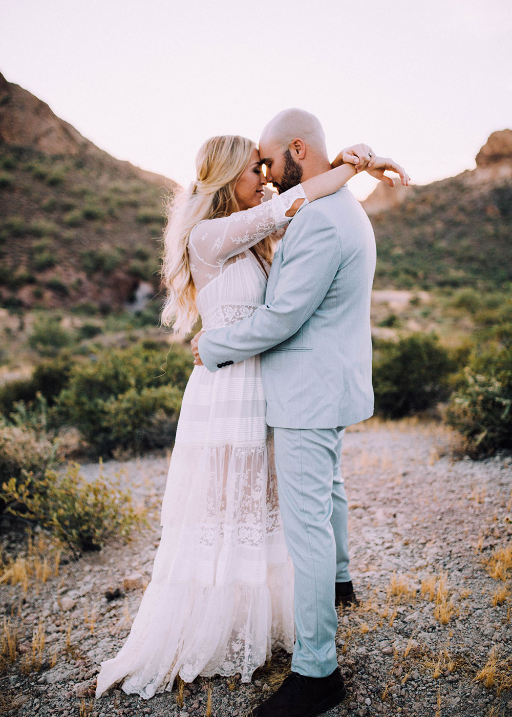 love these 10 year boho wedding anniversary photos | thelovedesignedlife.com