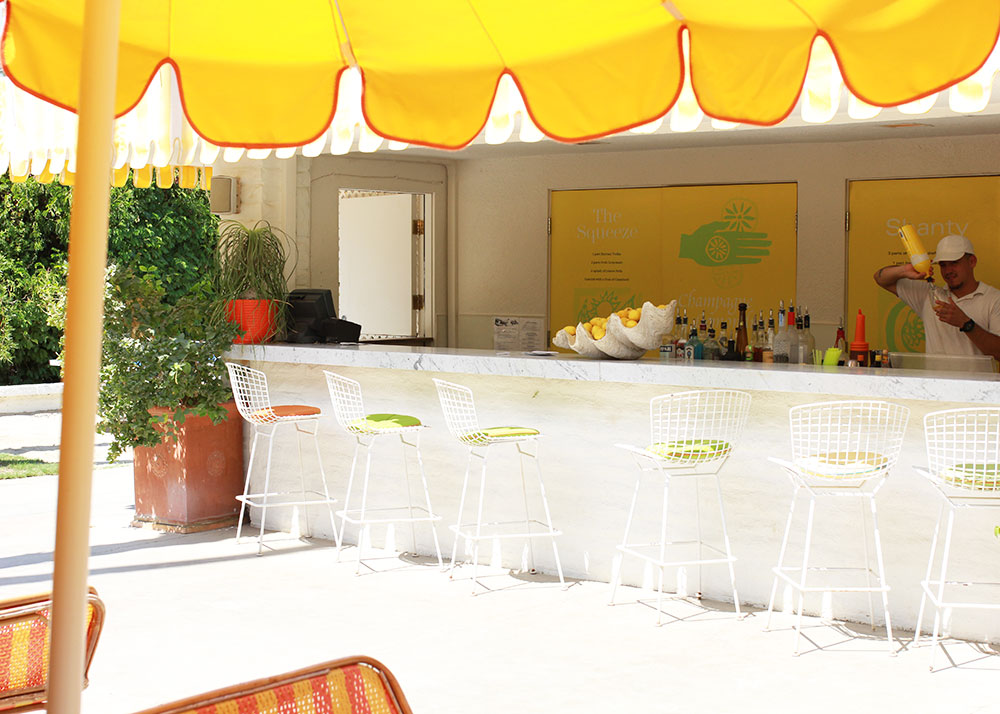 the grown-up lemonade stand at the parker in palm springs | thelovedesignedlife.com