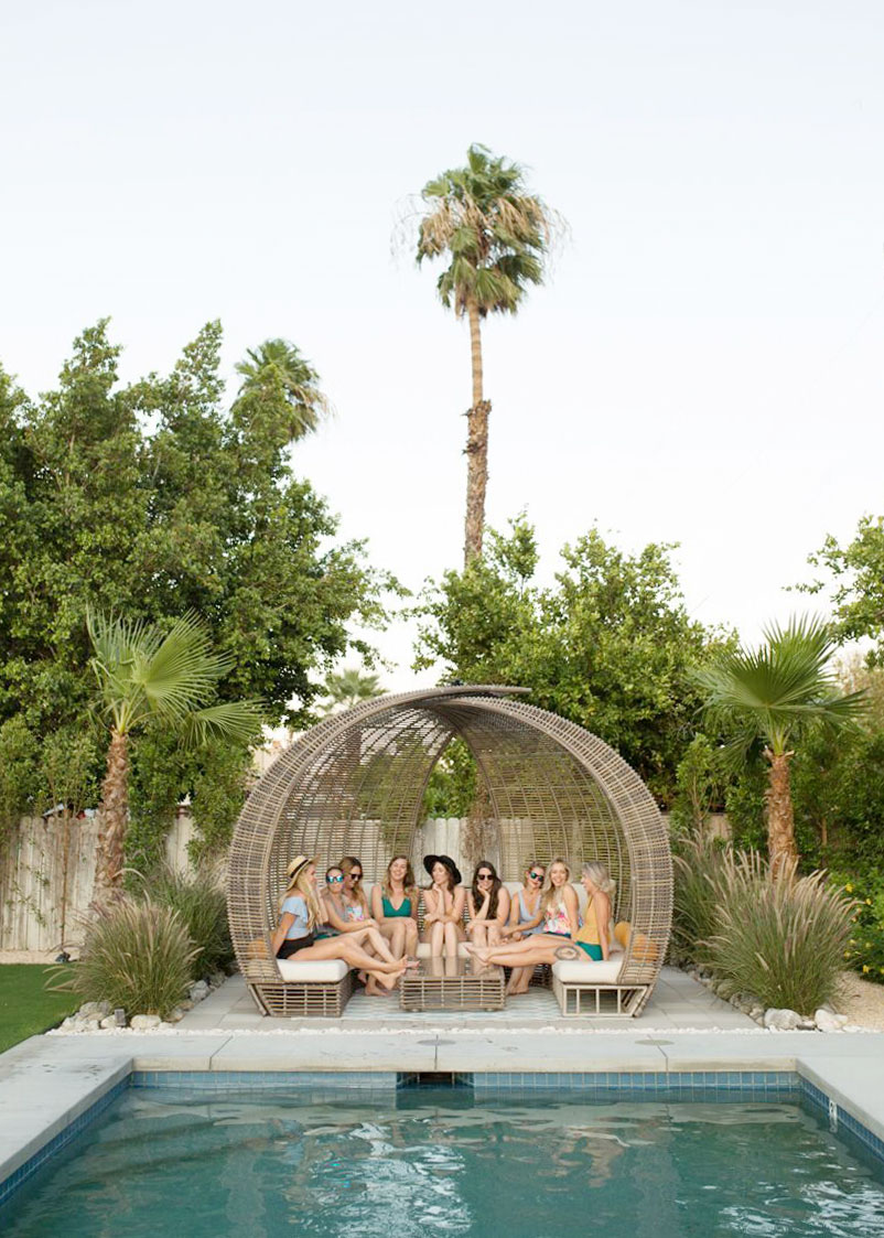 the best pool and backyard for a girls trip in this airbnb in palm springs, the weekend house | thelovedesignedlife.com