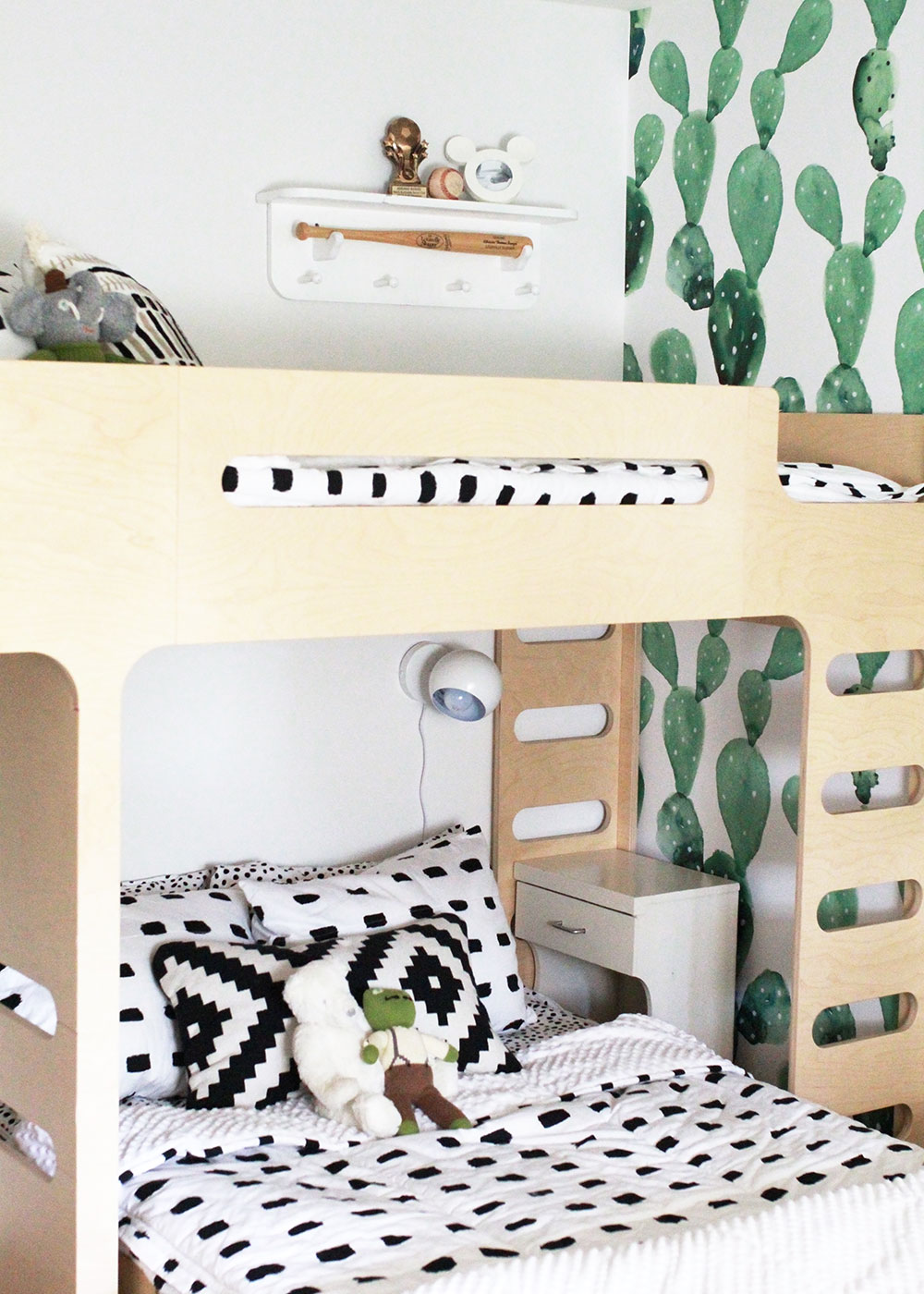 obsessed with these modern bunk beds for our boys' shared room | thelovedesignedlife.com