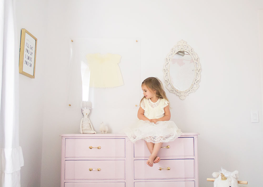 sweet little girls room and this diy french provencial dresser refinish | thelovedesignedlife.com #diy #girlsroom #pinkdresser