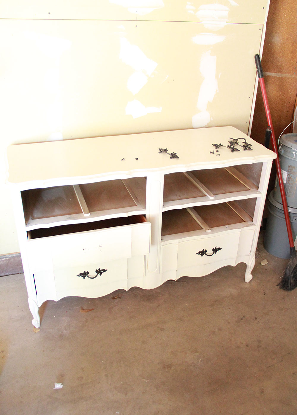 Diy Refinished French Provincial Dresser The Love Designed Life