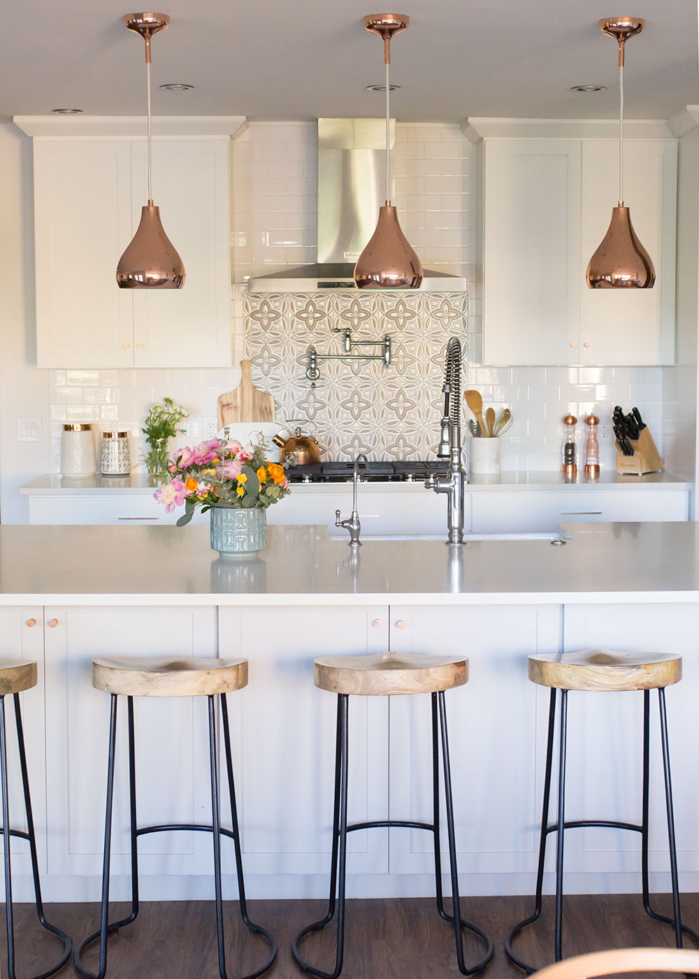 our kitchen stools before #theldlhome #kitchenisland #kitchenstools