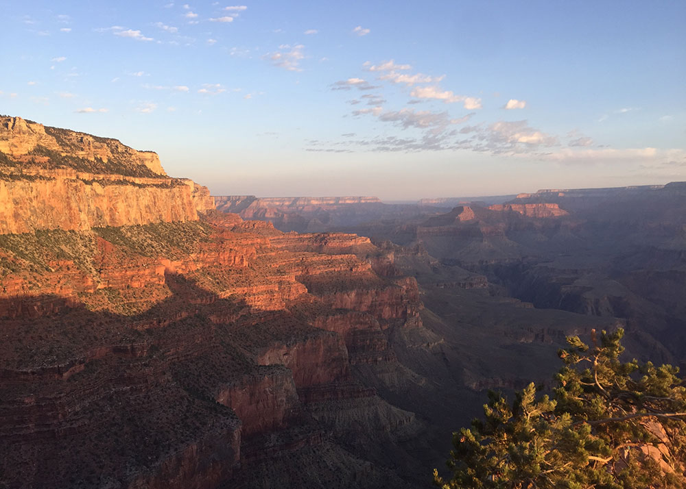 the grand canyon south rim at sunrise | thelovedesignedlife.com