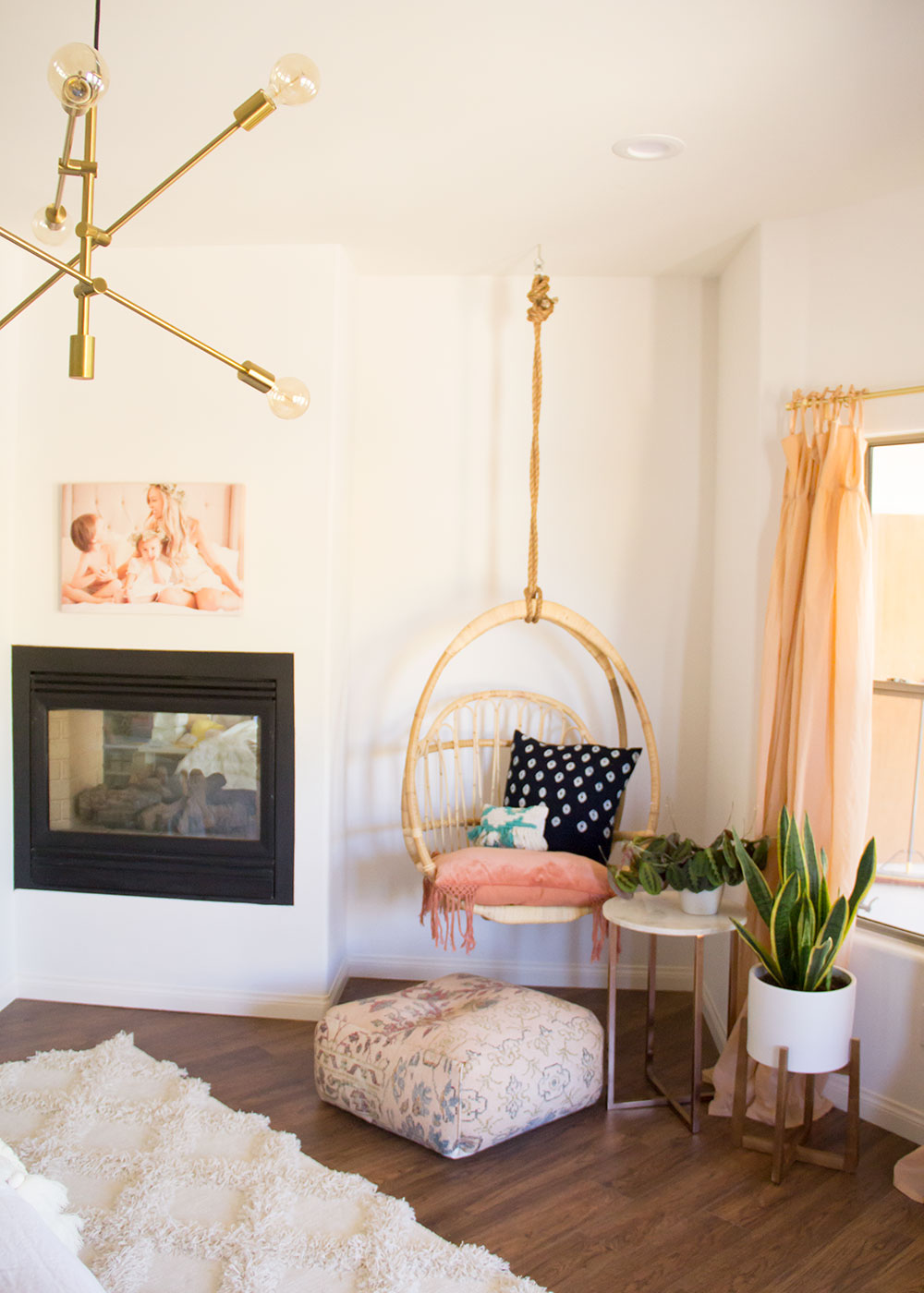 this modern bohemian reading nook is everything in our new master bedroom | thelovedesignedlife.com #readingnook #masterbedroom #boho