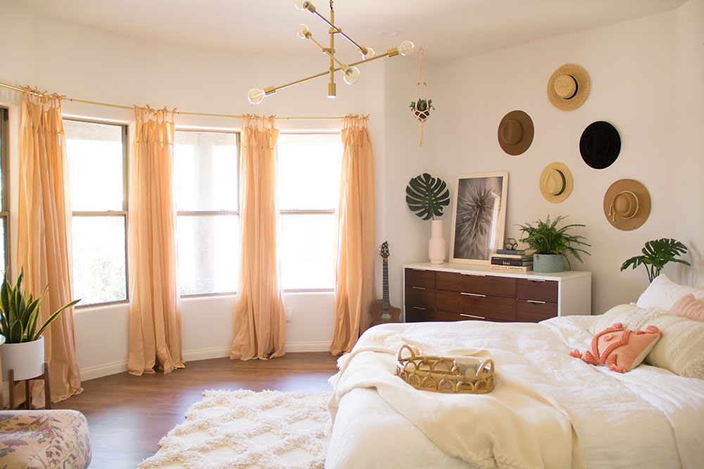 master bedroom reveal | thelovedesignedlife.com #boho #masterbedroom #homedecor