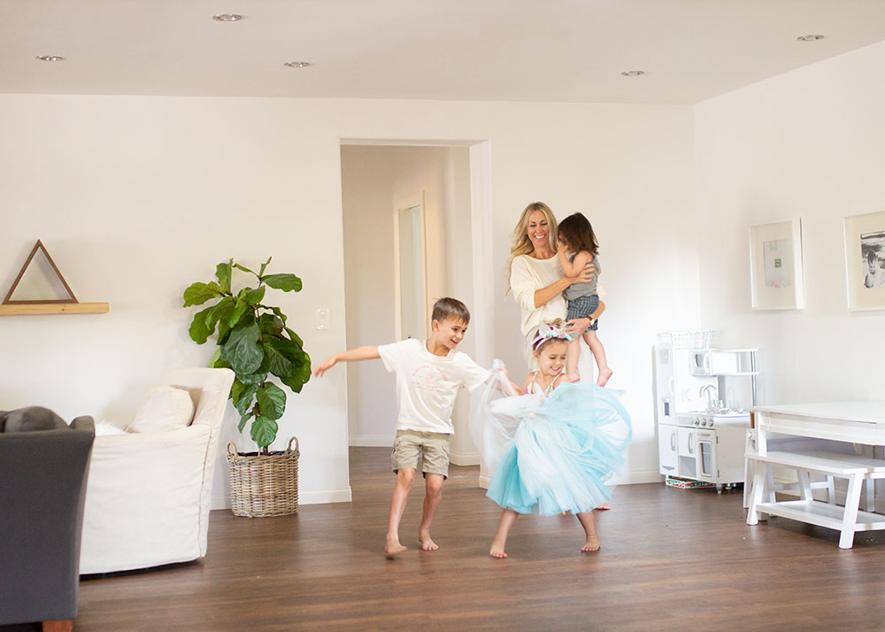 having a dance party with our onelink safe & sound smoke and carbon monoxide detector that also connects to our alexa! | thelovedesignedlife.com #ONELINKSTORY #smarthome #smokedetector #family