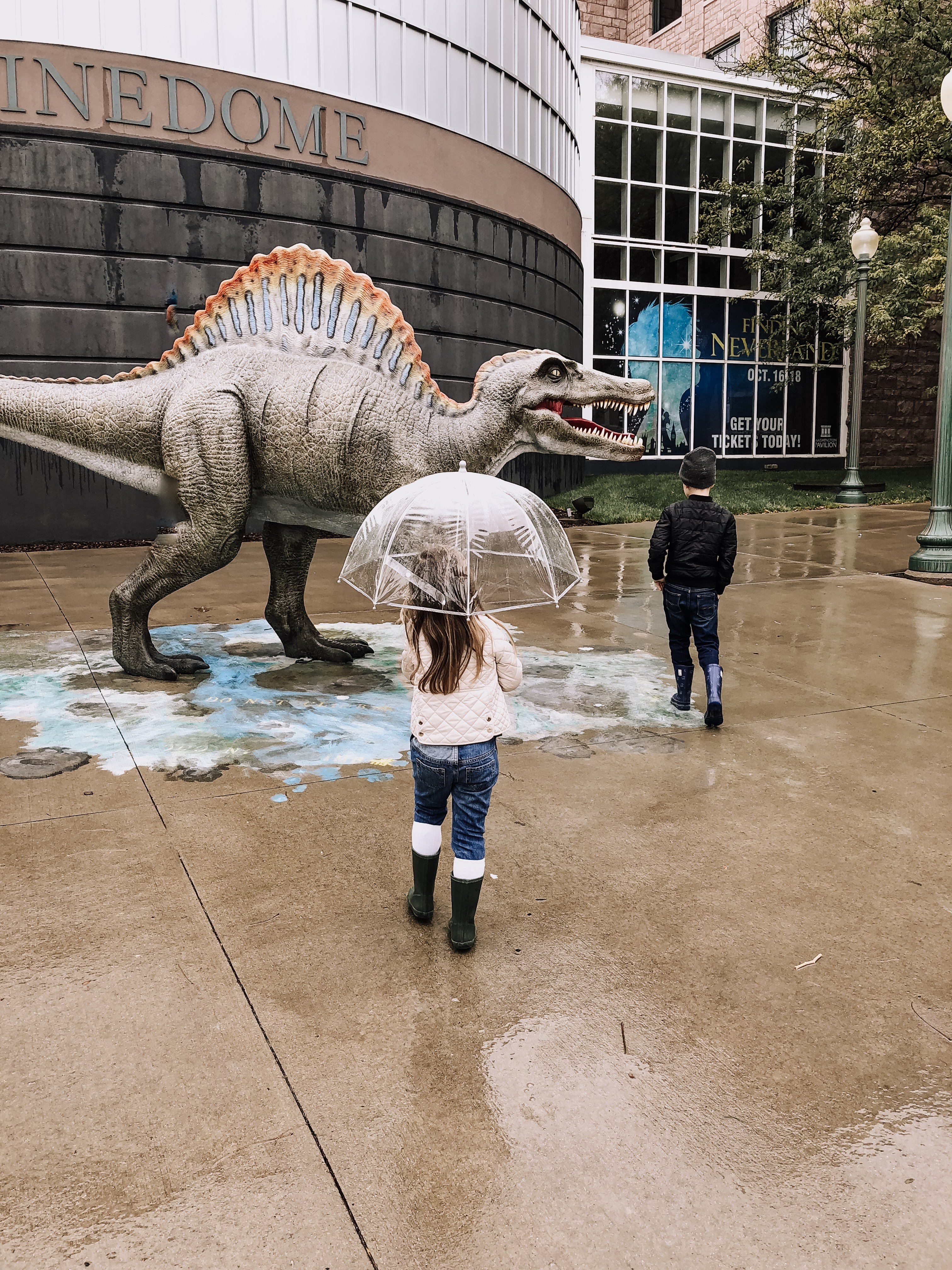 the science center at washington pavilion, sioux falls, south dakota | thelovedesignedlife.com #sciencecenter #familyfun #familytravel