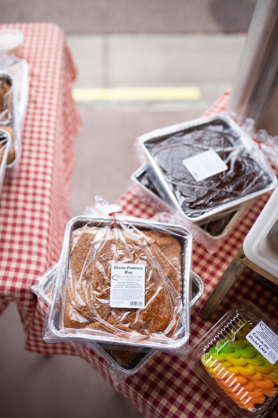 vegan baked goodness at the falls park farmers market, south dakota | thelovedesignedlife.com #vegan #farmersmarket #familytravel