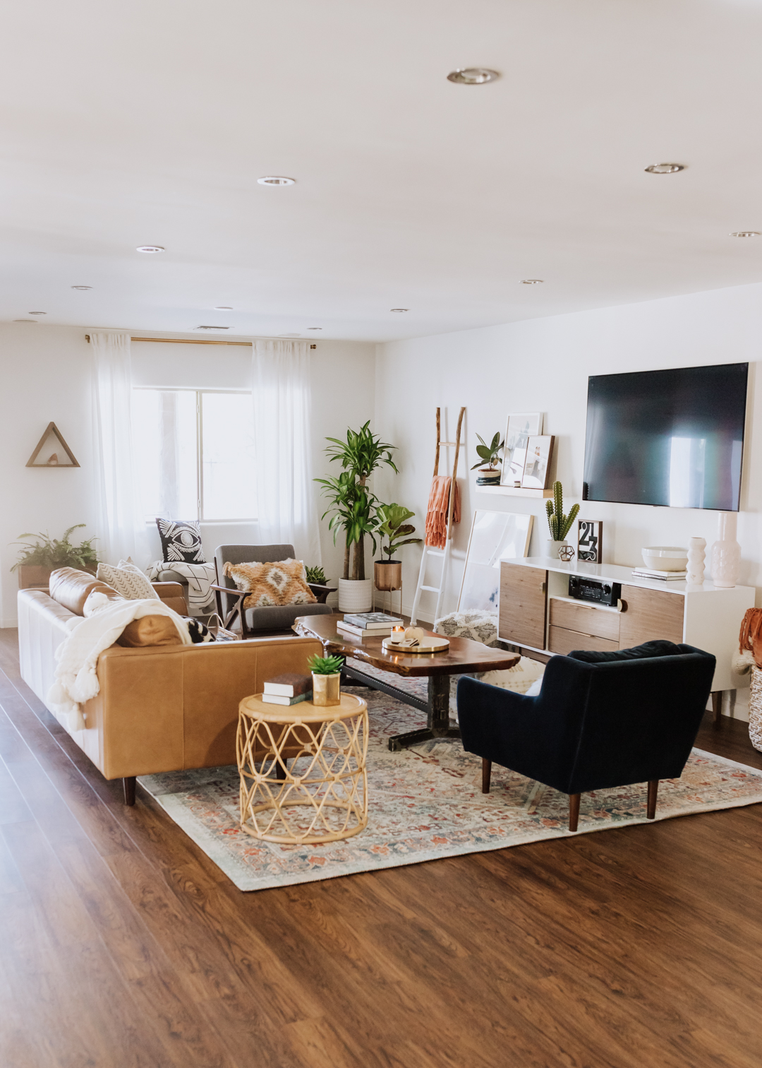 sharing our living room update reveal | thelovedesignedlife.com #livingroom #homedesign #theldlhome