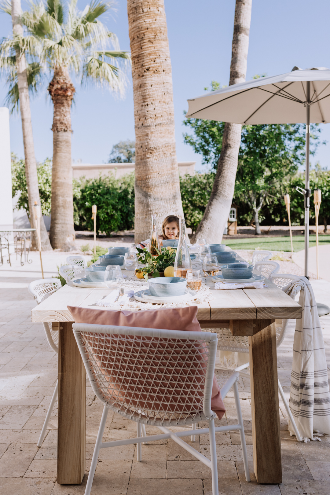 ready for guests to come join us in the backyard! | thelovedesignedlife.com #backyard #outdoorentertianing #outdoorfurniture #ourArticle #crateandbarrel