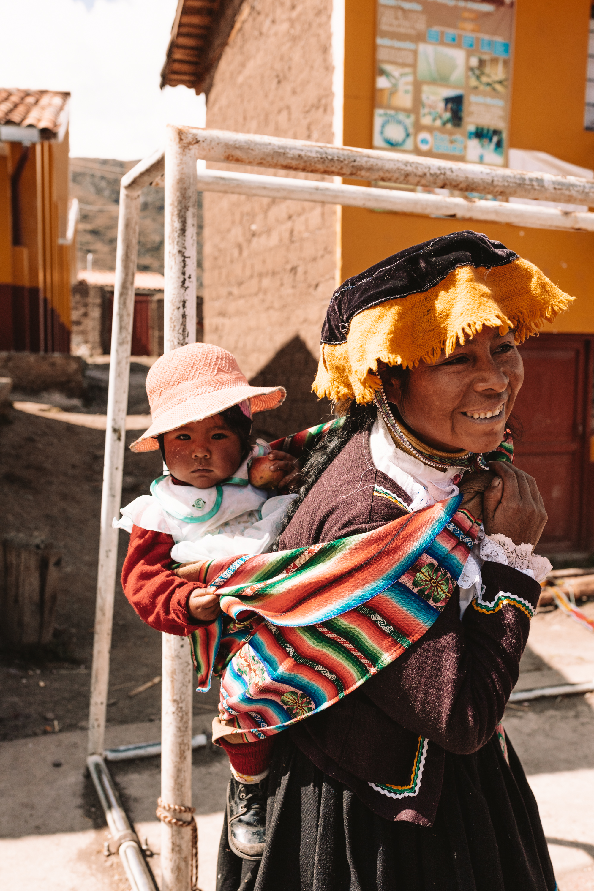 babywearing in peru, the traditional way! #babywearing #peru