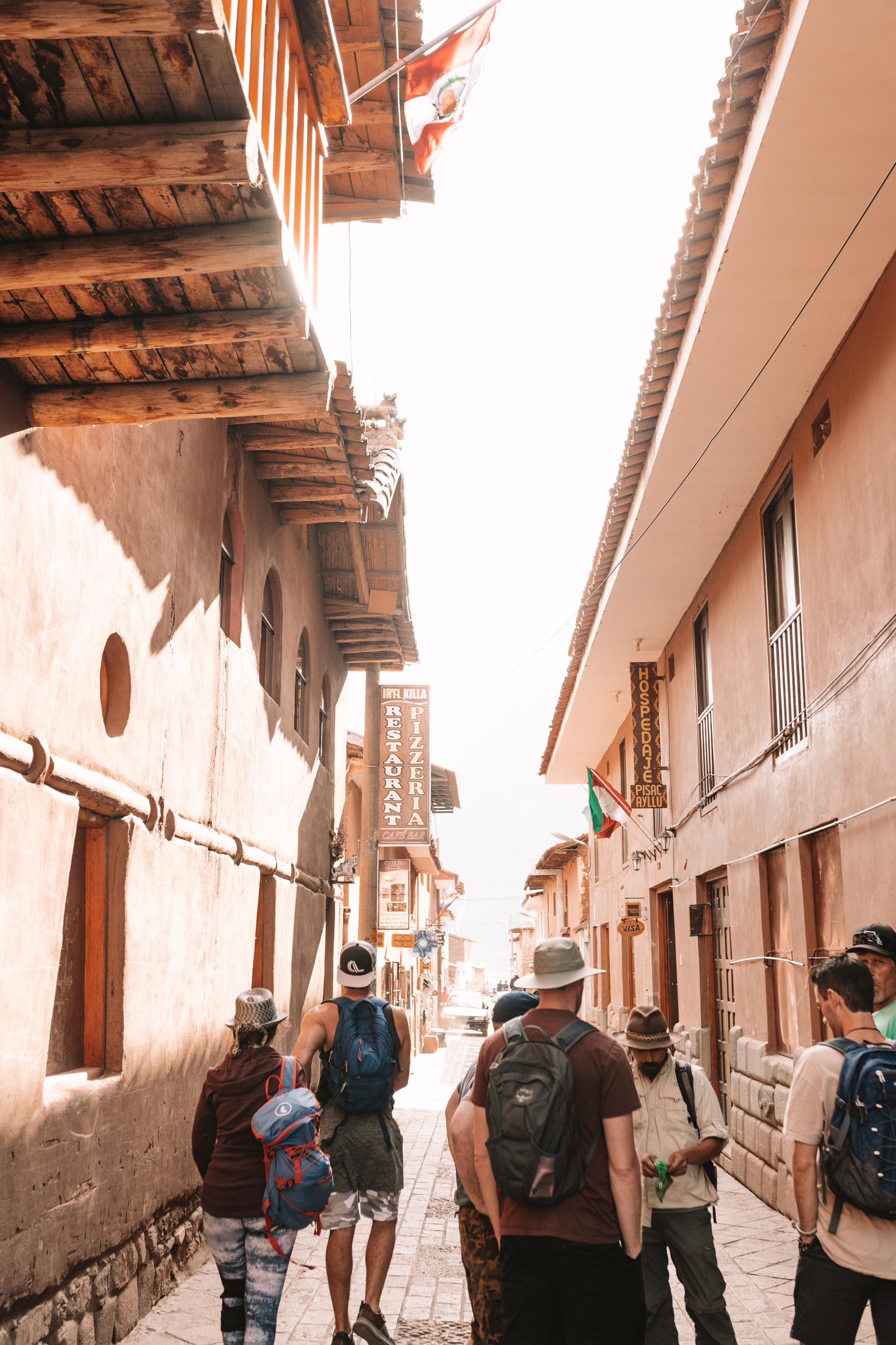 the Pisac Market in Peru #travel #southamerica #peru