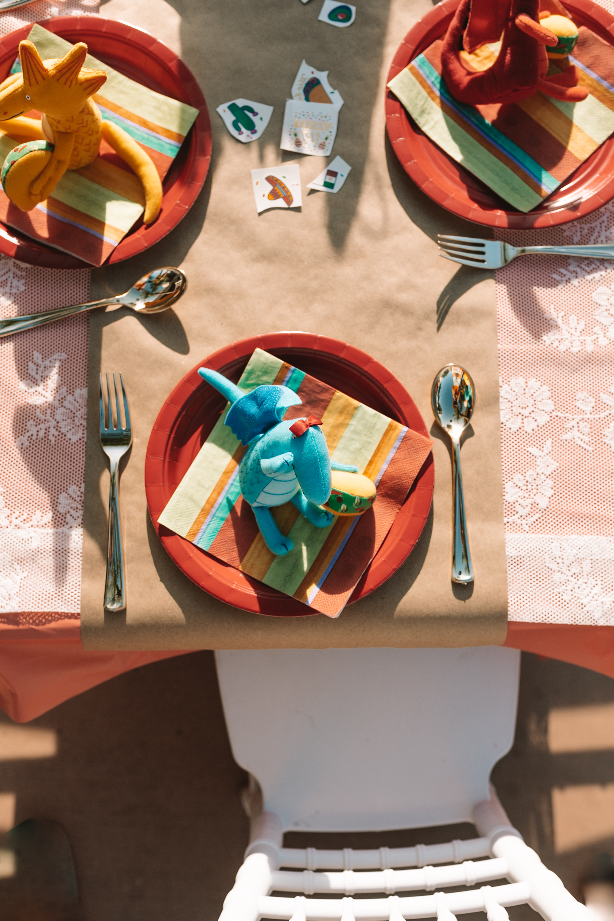 cute little set up for the kids table at this dragon birthday party.