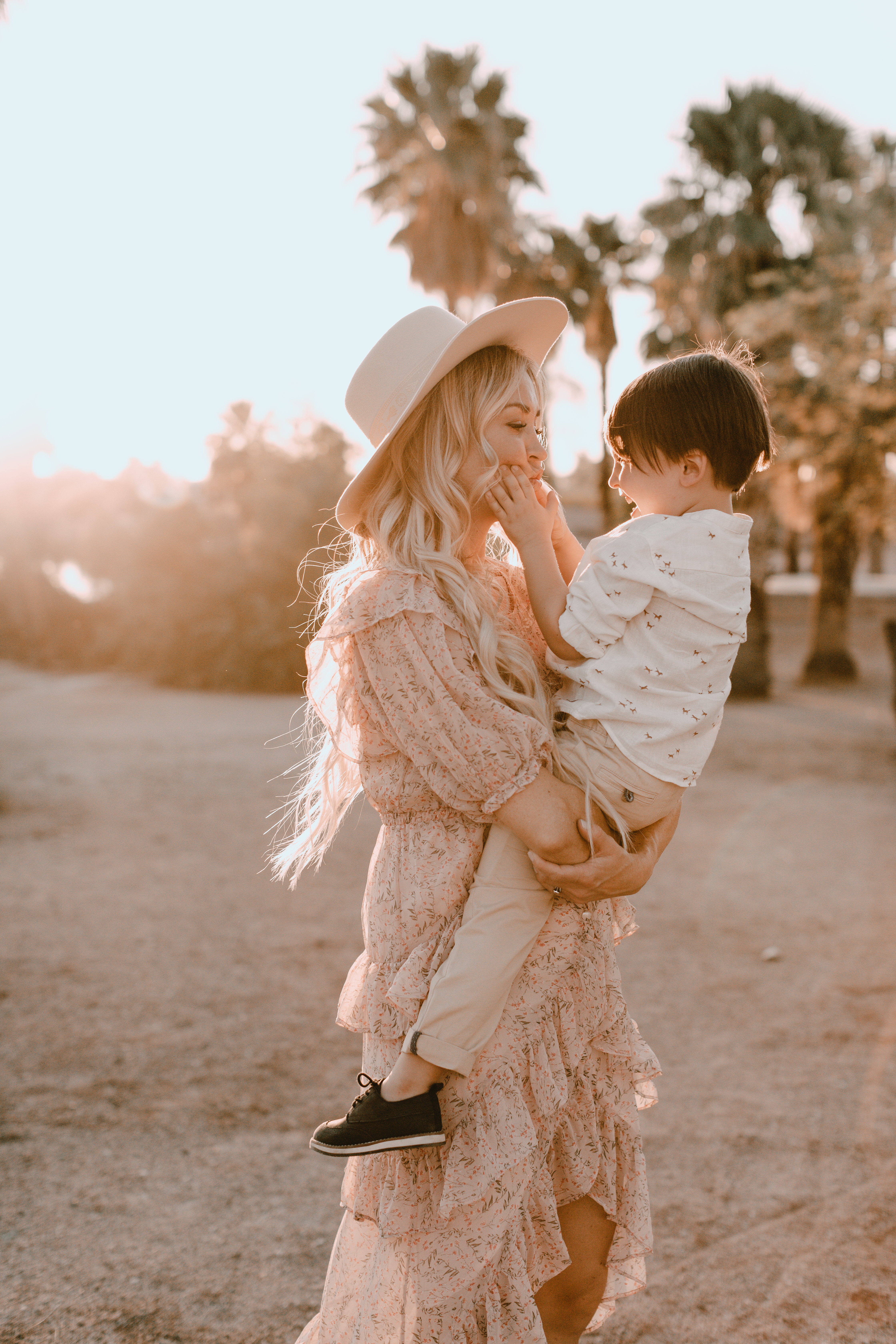 love my sweet baby boy. #motherandson #familyphotos #modernfamilydesertphotos