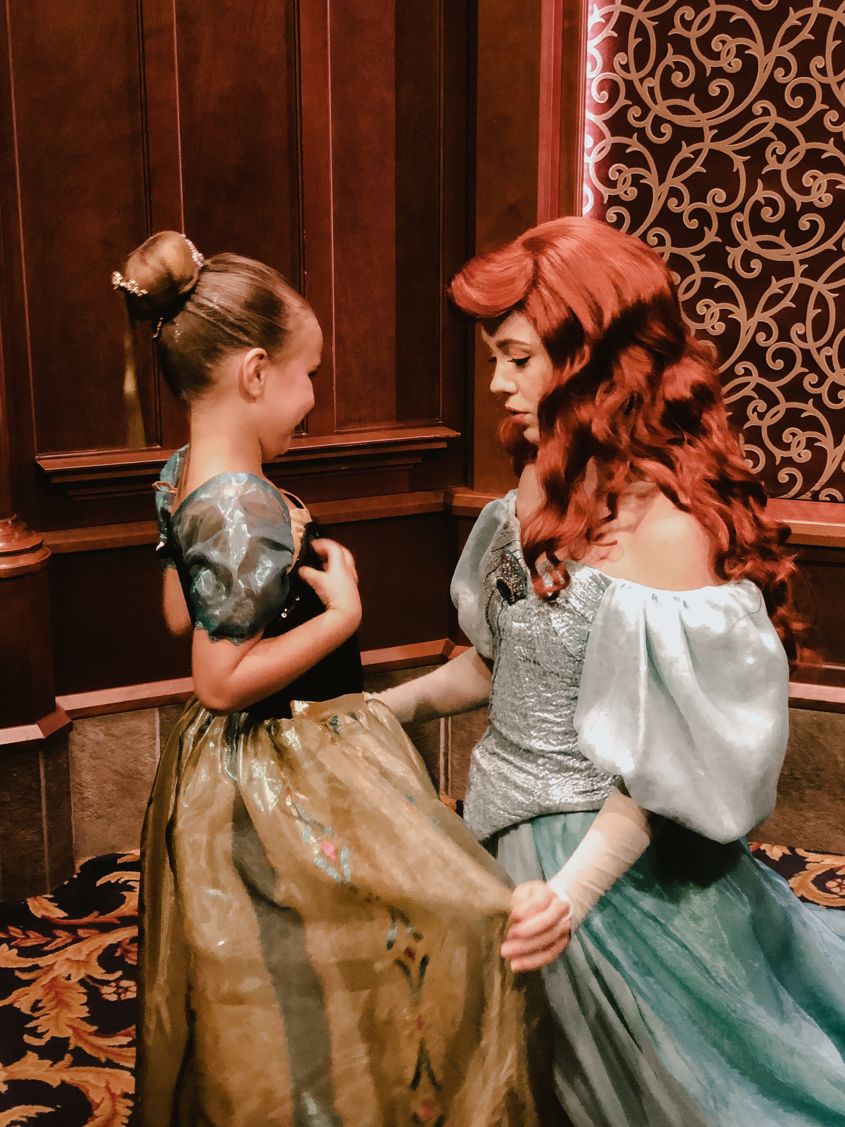 meeting princess ariel after he makeover. #thelovedesignedlife #theldltravles #ariel #disnelyland