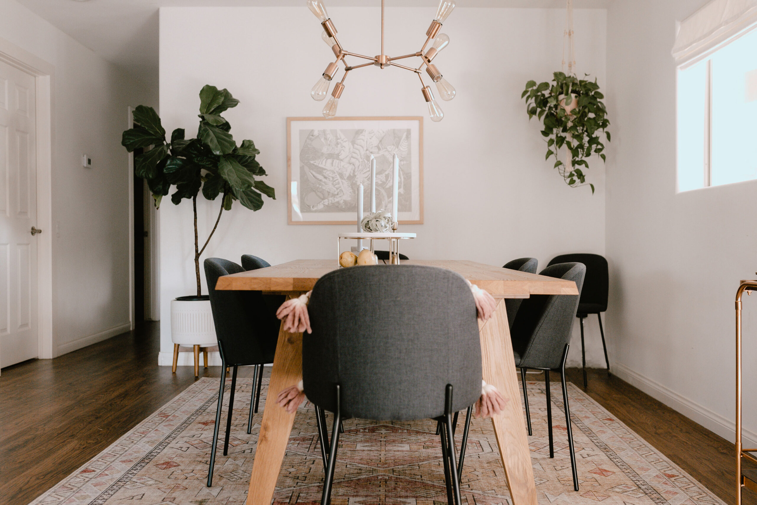 the ceres dining chair with the madera dining table in our living room reveal. #theldlhome #diningroomreveal #midcenturymoderndining