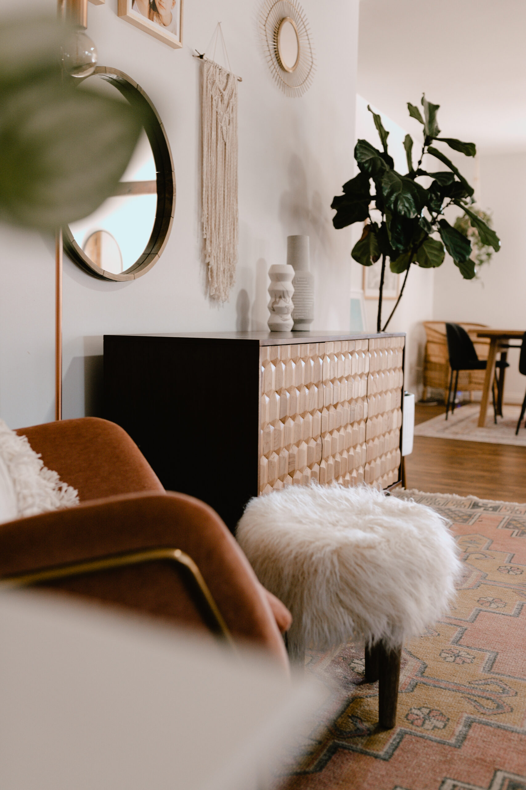 details from our updated awkward corner in our open-concept floor plan in a renovated older home. #thelovedesignedlife #theldlhome #sideboard #homedesign #beautifulspaces