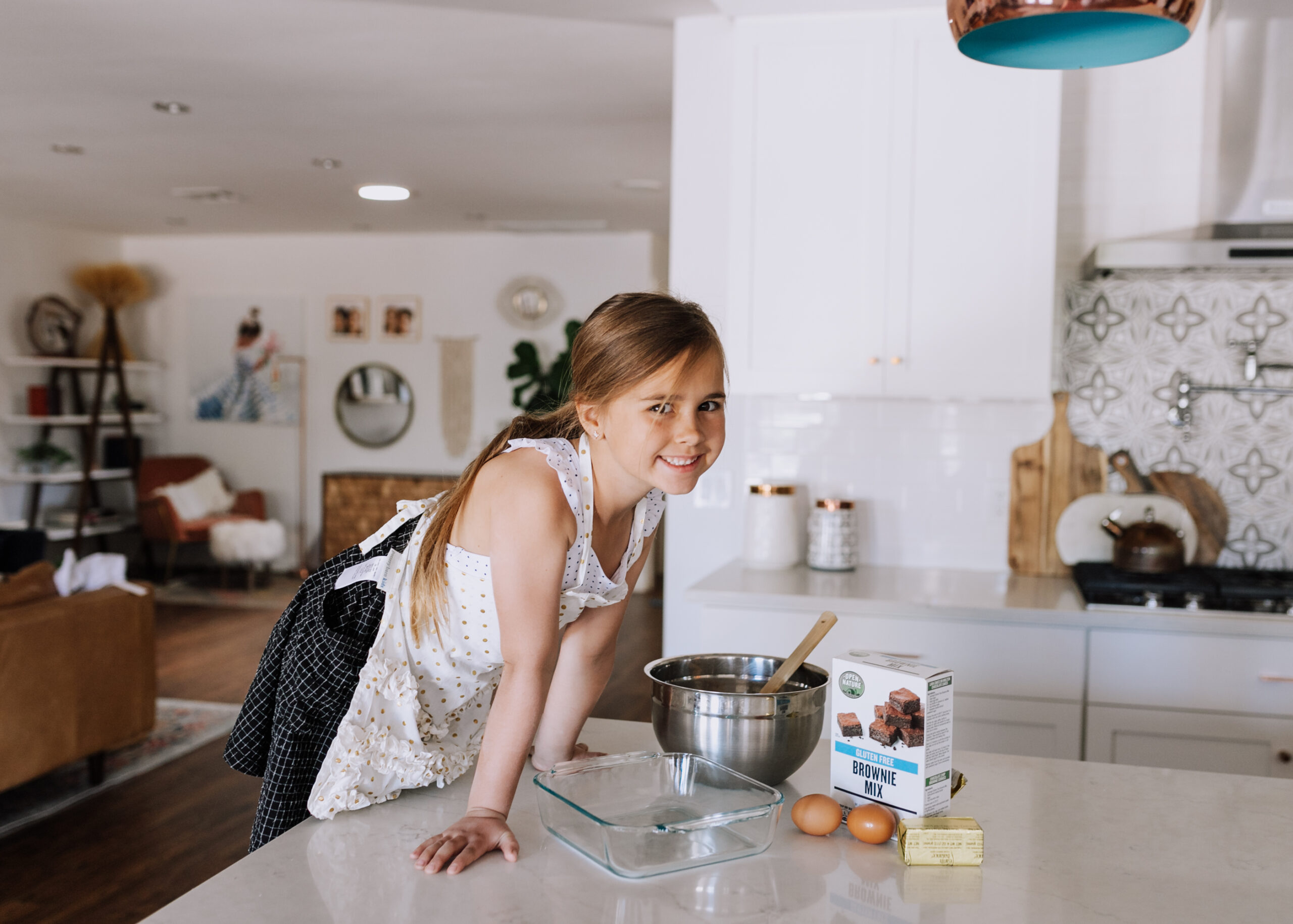 making brownies with Open Nature Gluten Free Brownie mix and my cute little helper! #opennature #browniemaking #baking