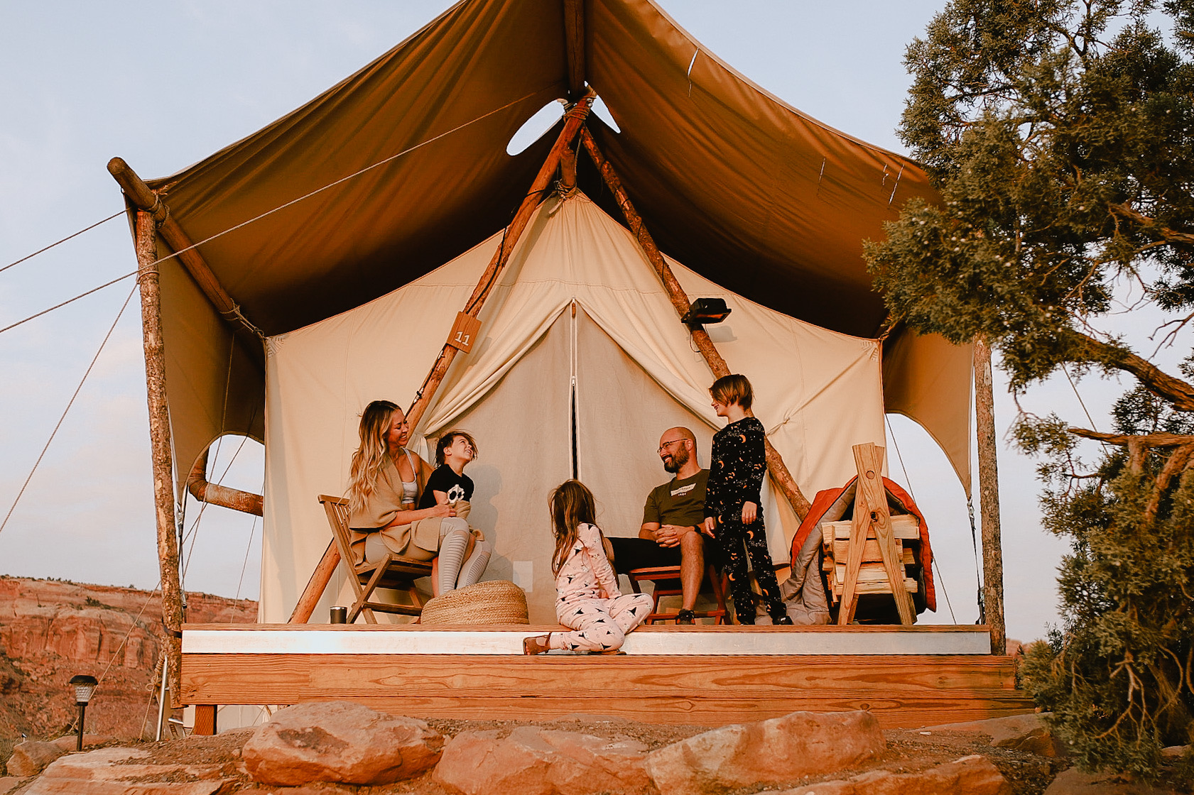 glamping in moab, utah with the whole family. #theldltravels #thelovedesignedlife