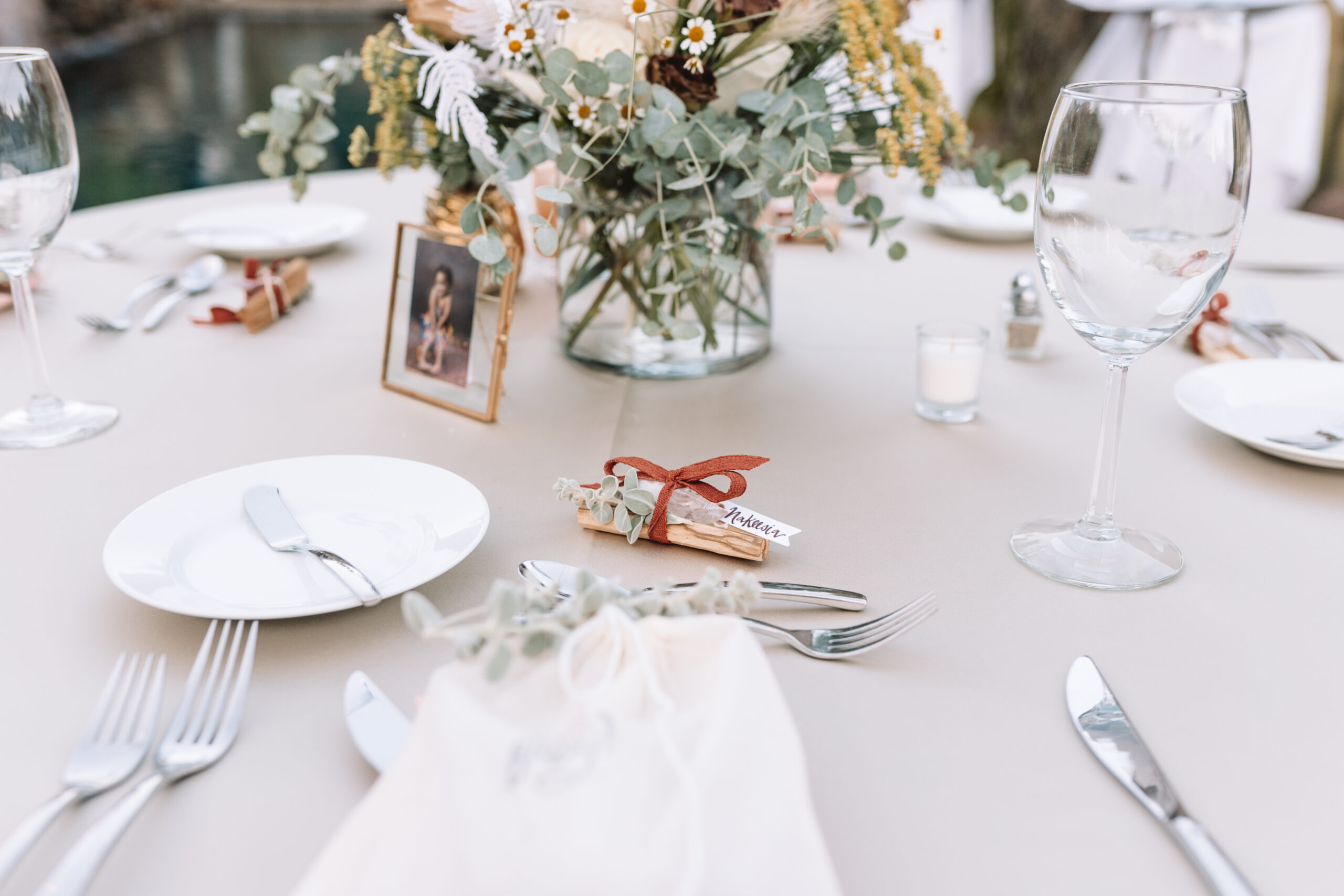 table details for this desert chic boho baby shower #sedona #babyshower #tablesetting