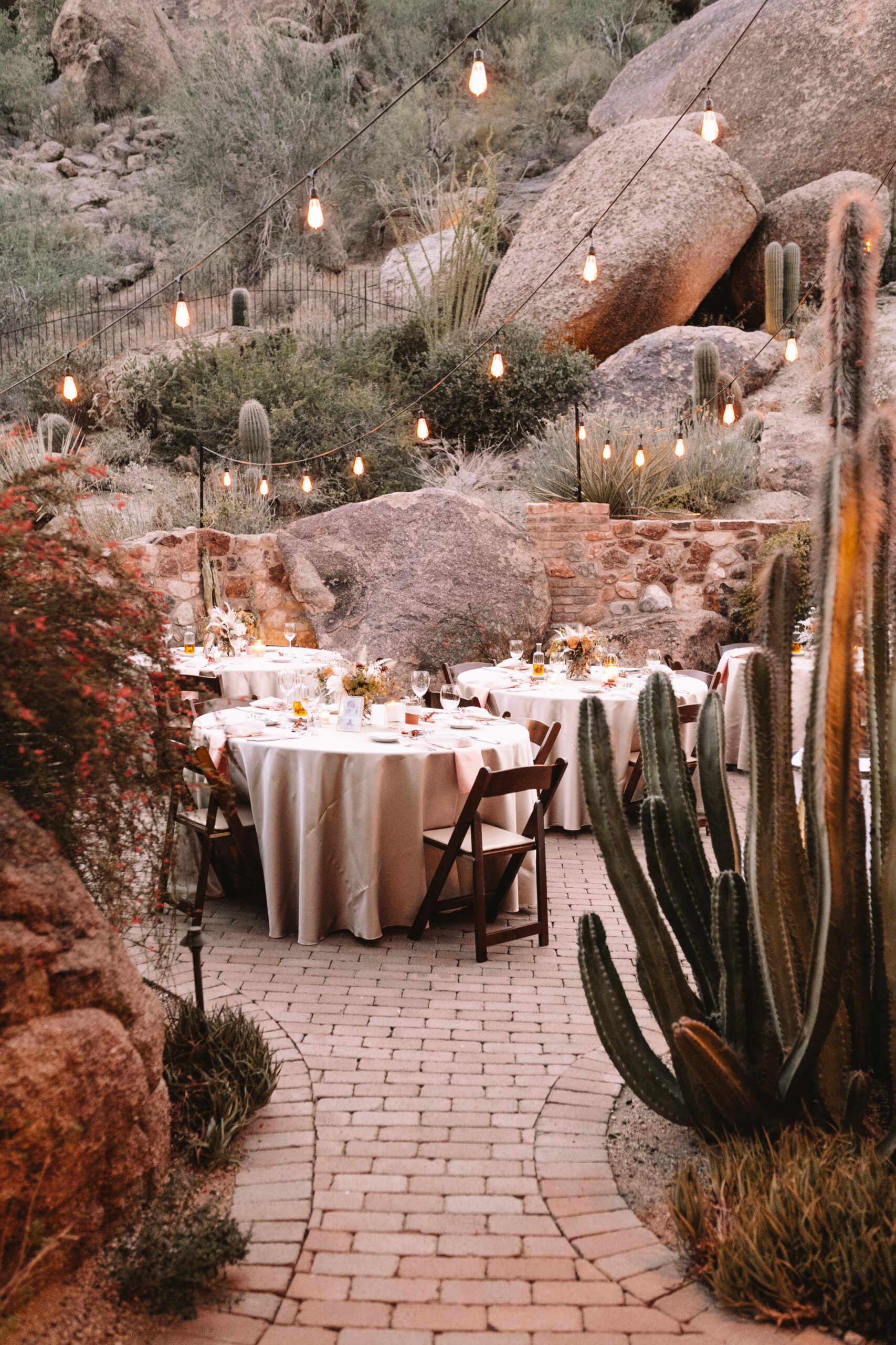 our table setup for a desert chic baby shower #thelovedesignedlife #desertbohobabyshower #babyshower #desertbohochic