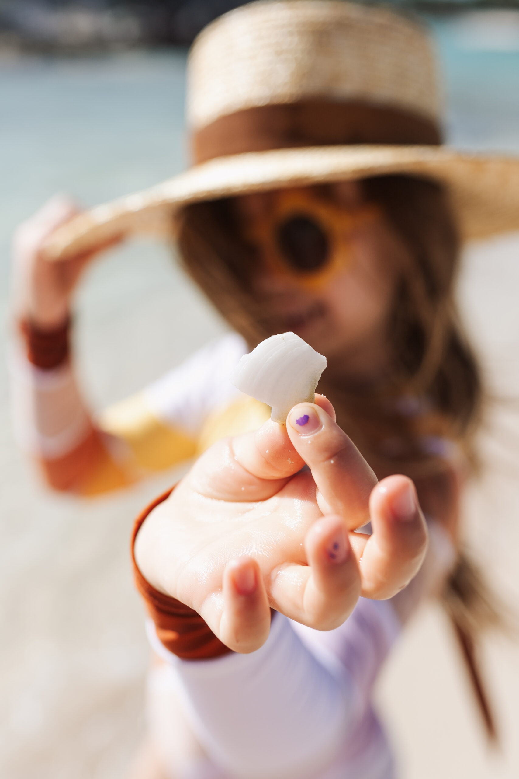 she sells seashells by the seashore #seashells #theldltravles #travelwithkids #beachkids 