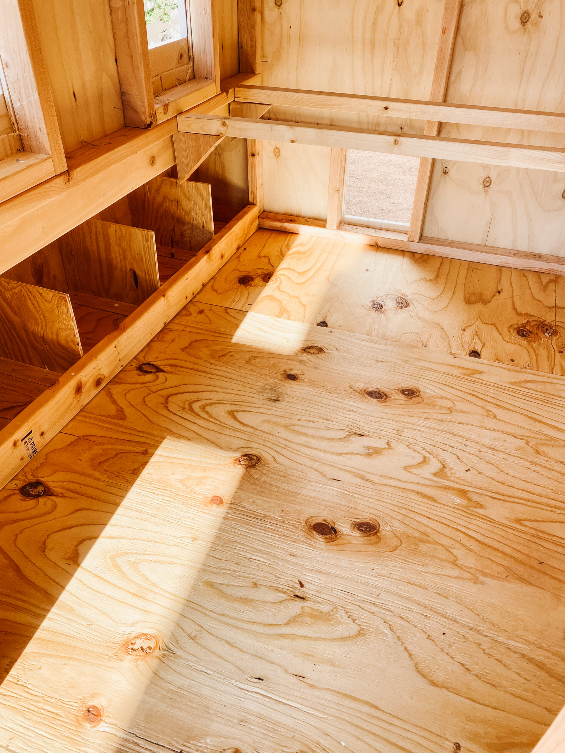 treating the coop floor with tung oil #thelovedesignedlife #nontoxic #organicchickns #farmfresheggs