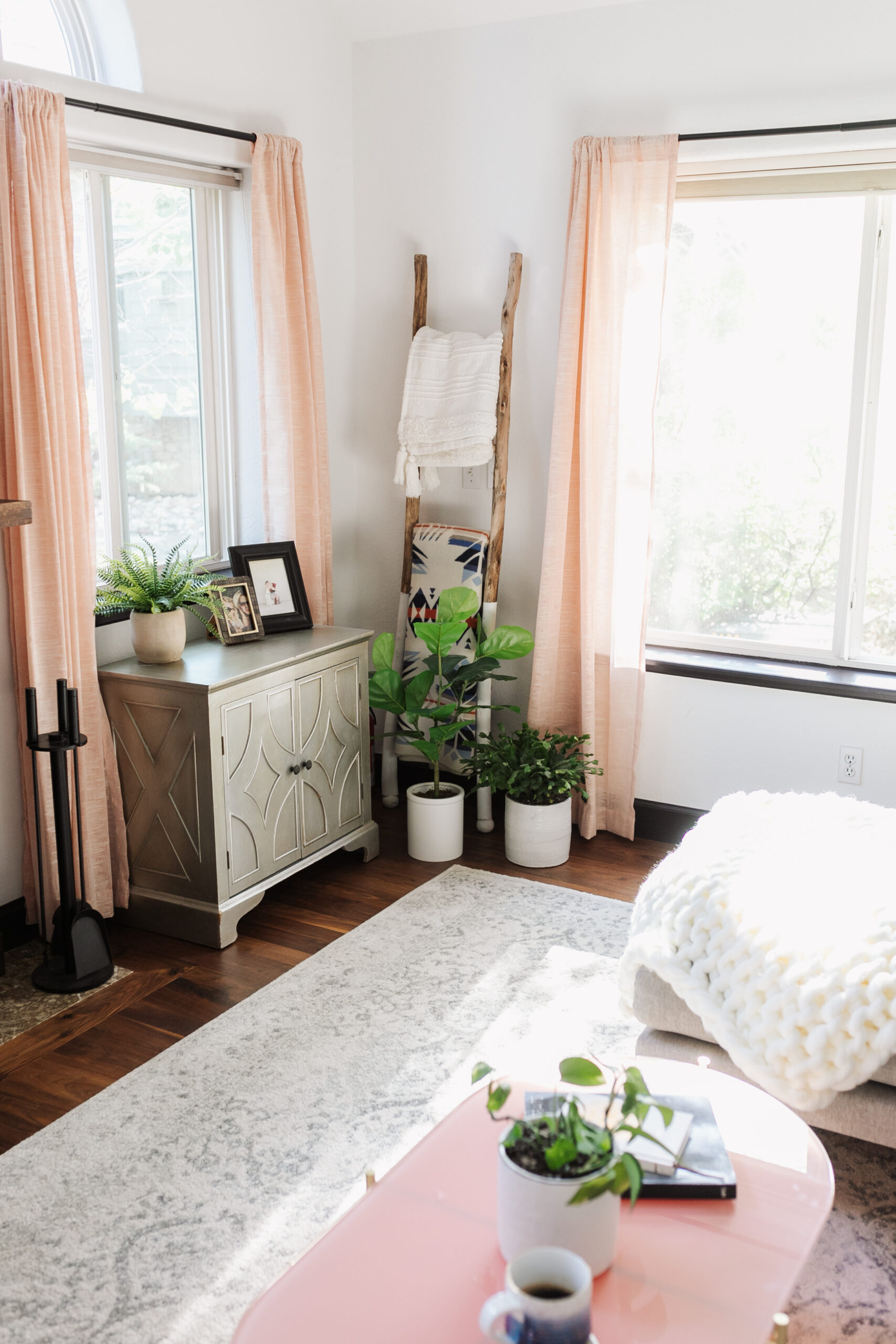 these soft pink sheers really made the room feel more finished. #thelovedesignedlife #theldlhome #sheers #curtains #livingroom #modernmountainhome