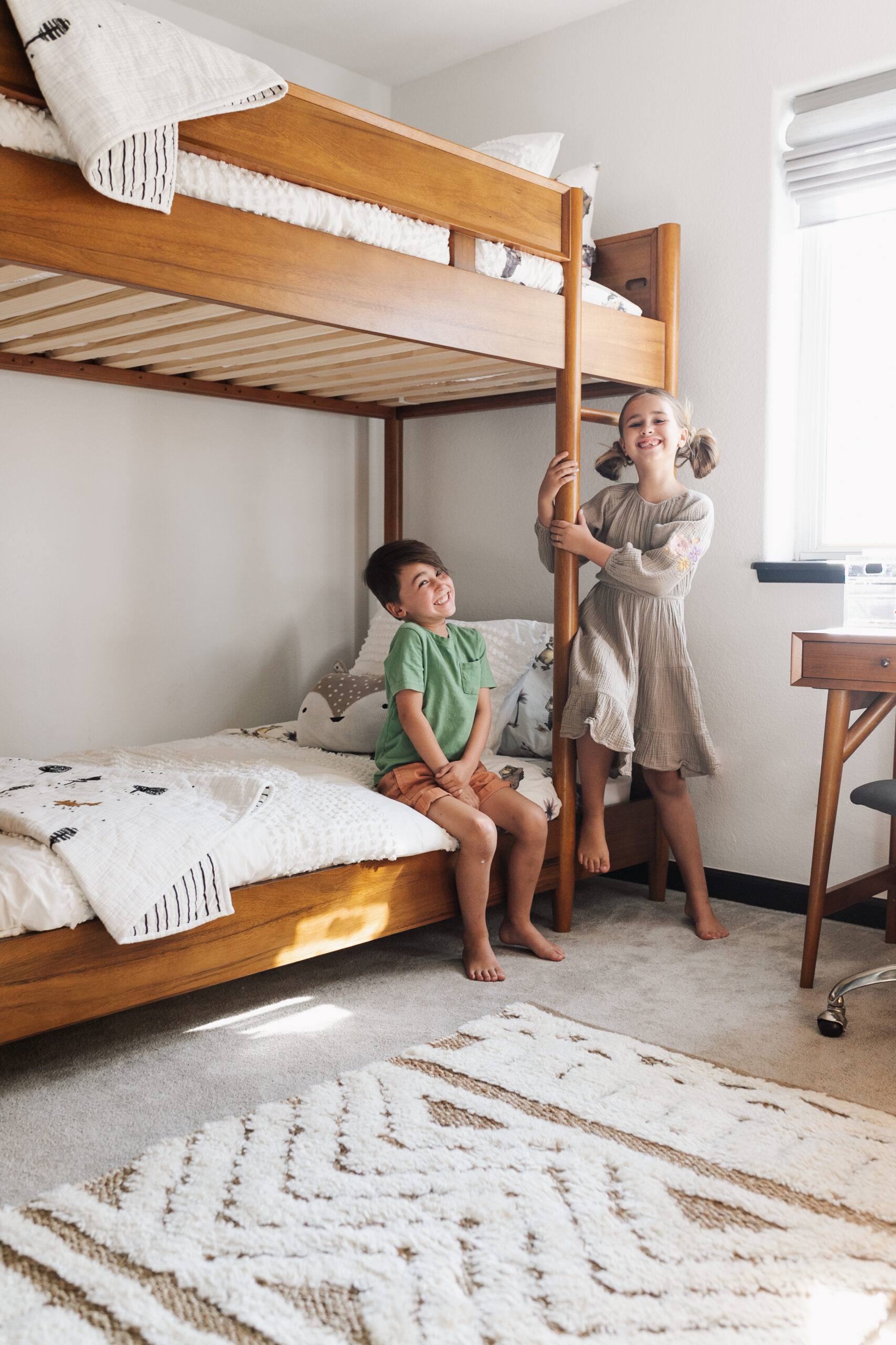 Kids best sale bunk room