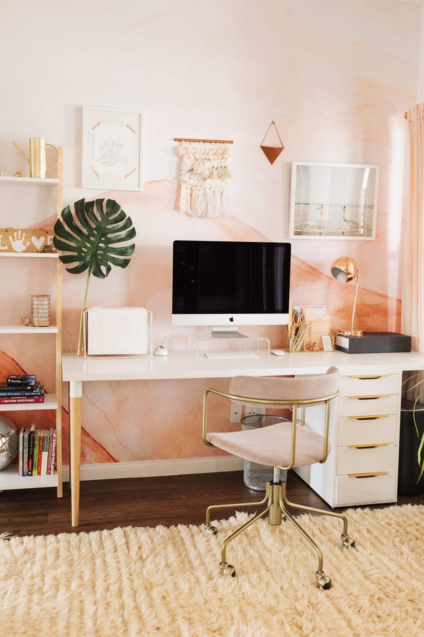love how this feminine office came together #thelovedesignedlife #homeoffice #feminineoffice