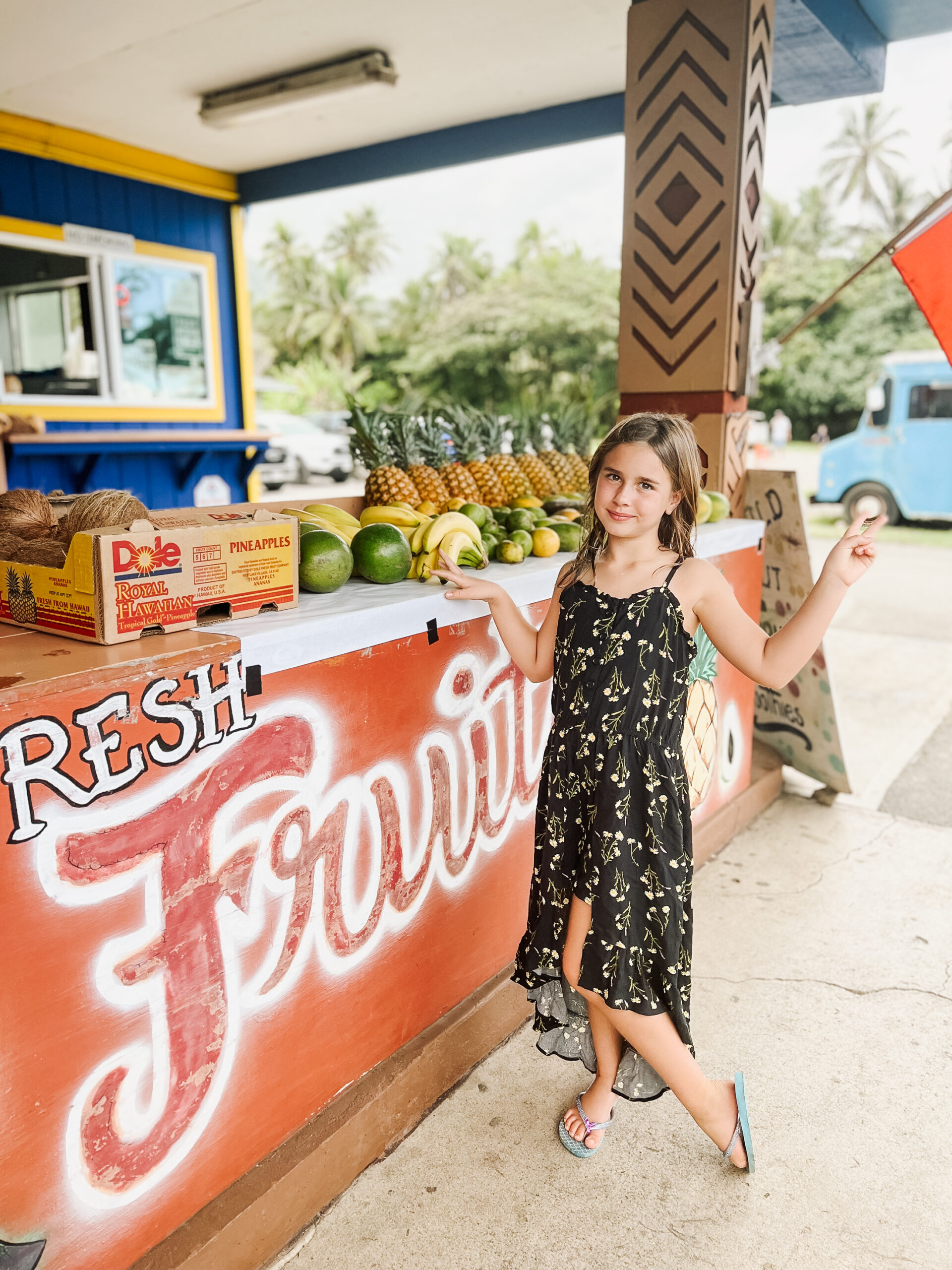 Oahu roadside fruit stand for food trucks and açai bowls. #thelovedesignedlife #theldltravels #hawaii