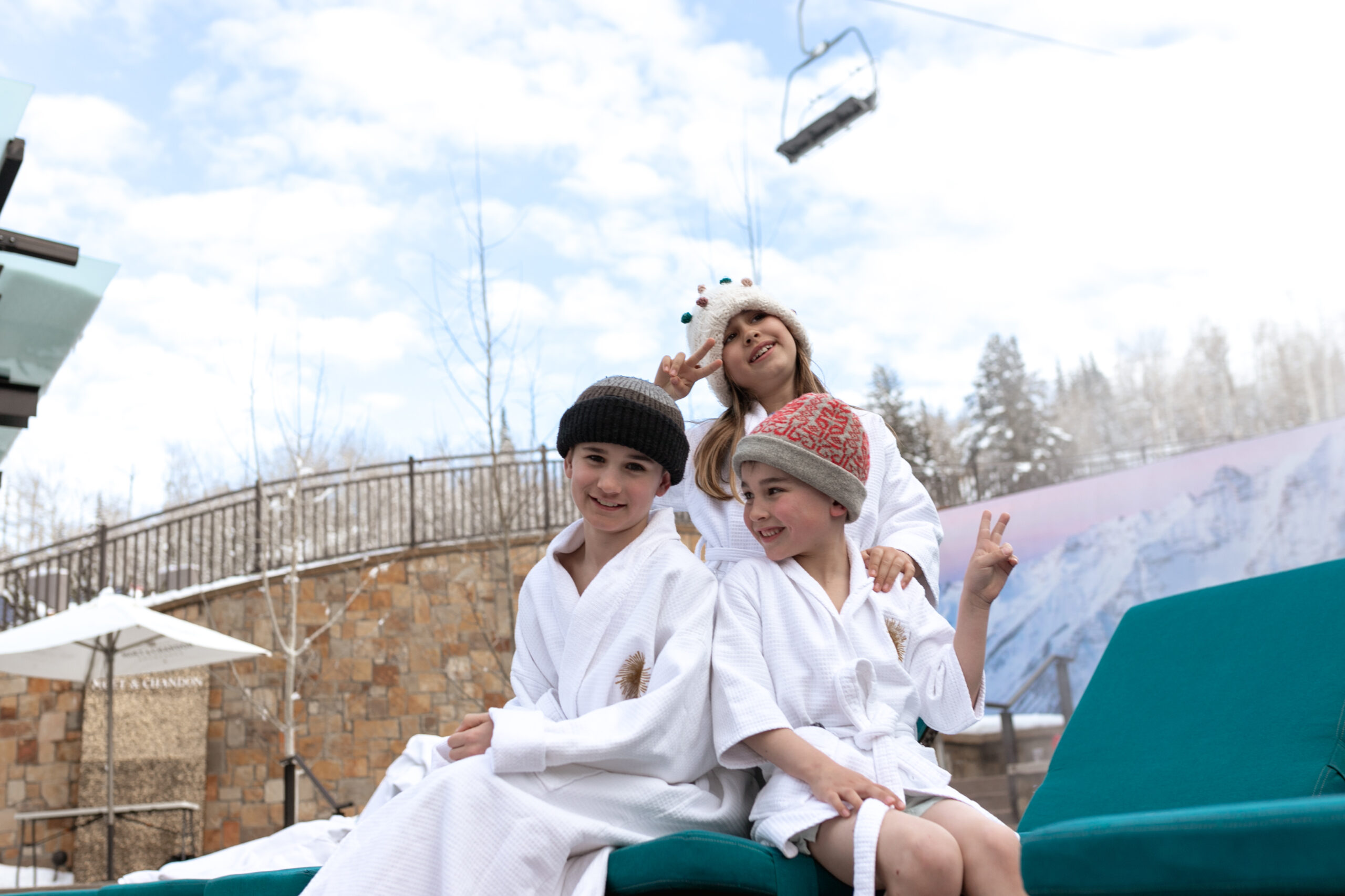 the kids ready to hit the heated pool and hot tub after a long day skiing at the viceroy snowmass #apresski #familytravel