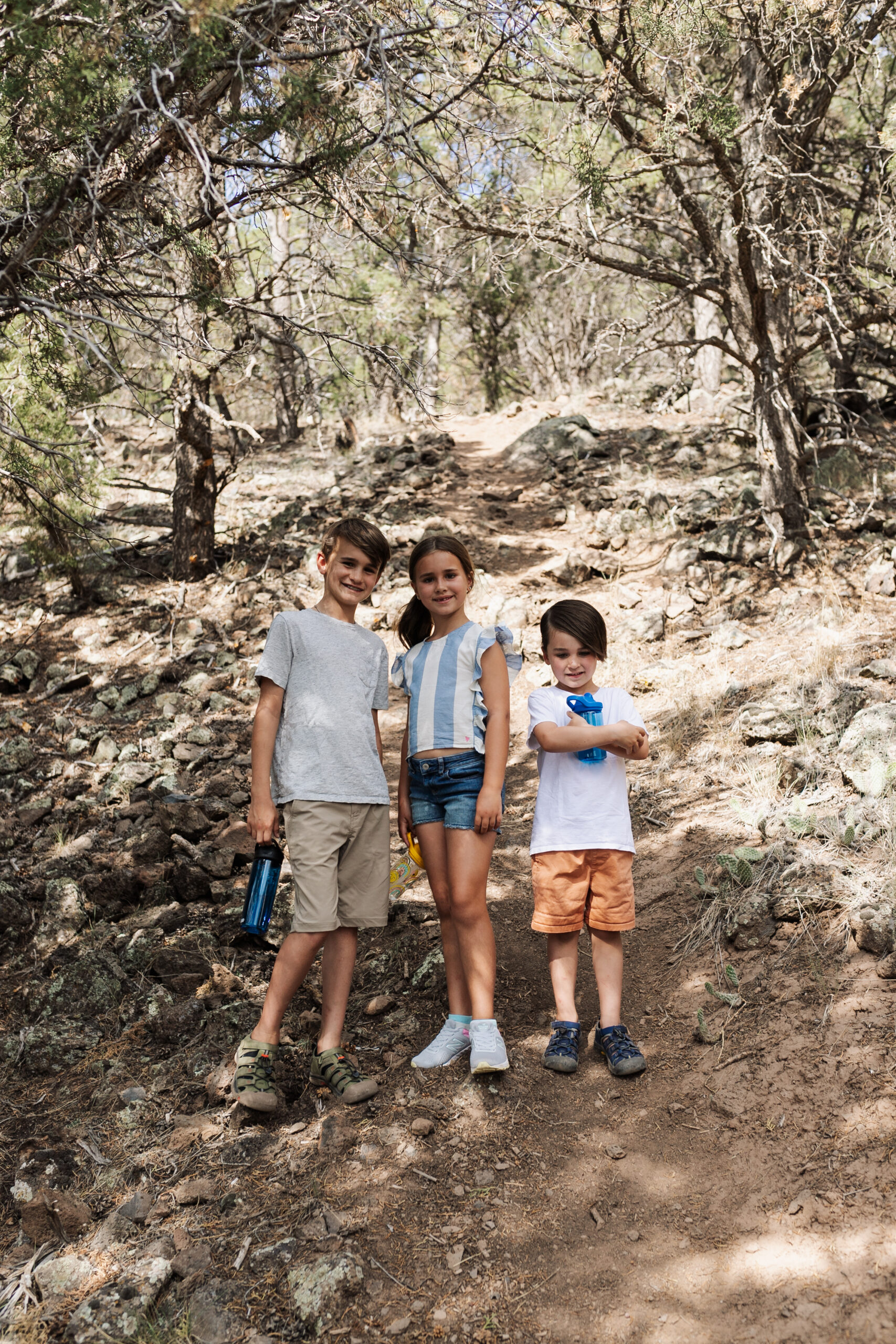 hiking at smuggler mountain, aspen, where there are many trails for kids of all ages and abilities. #smugglermountain #hikingwithkids #theldltravels