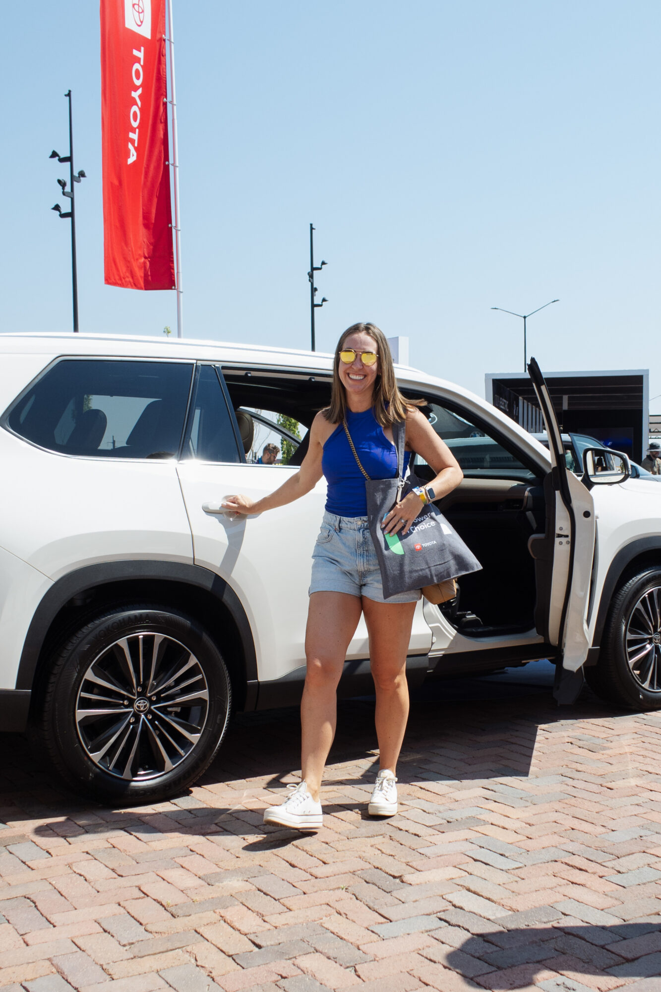 Loved this clean and basic top for a hot day looking at cars from my nuuly rental